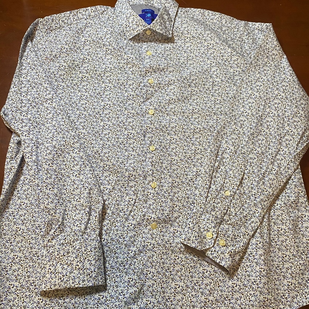 Men’s dress shirt size XXL